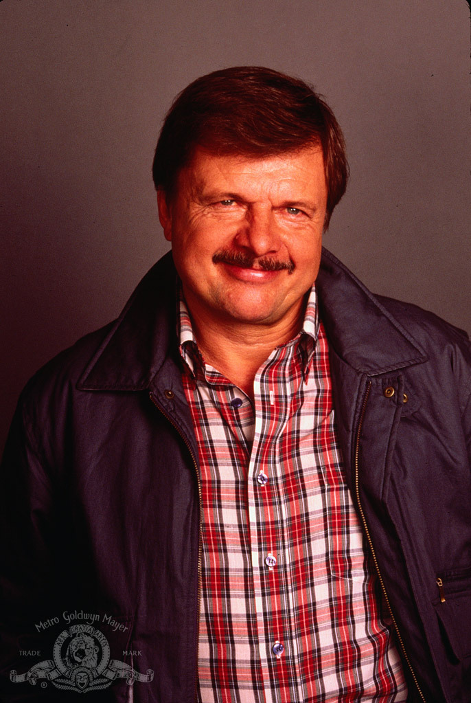 actor John Karlen large photo