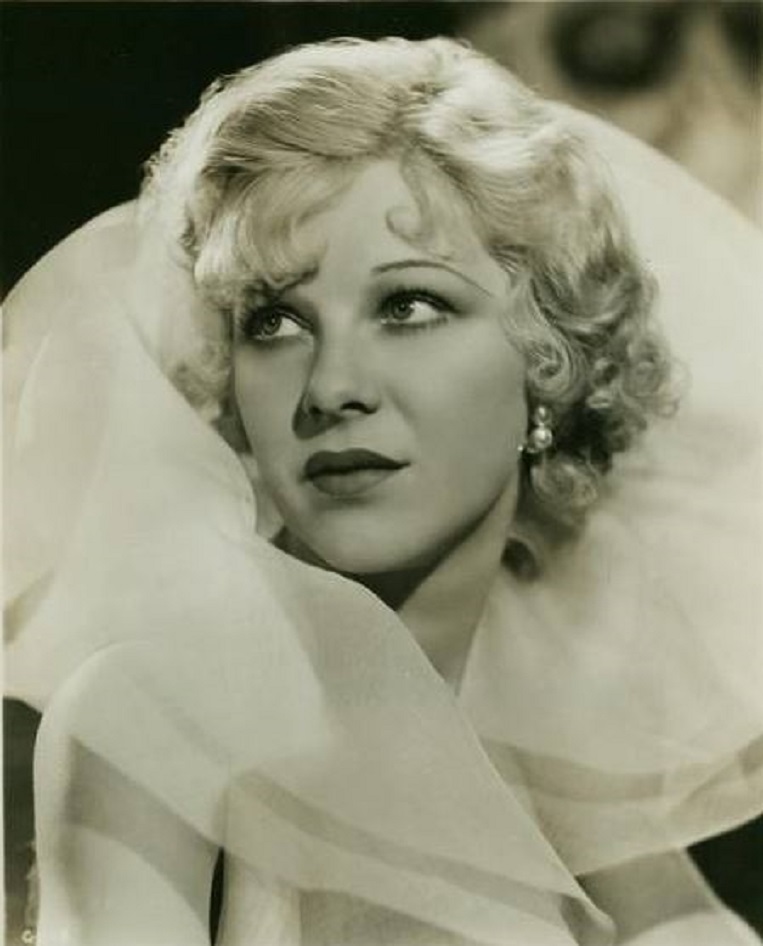 actor Glenda Farrell large photo