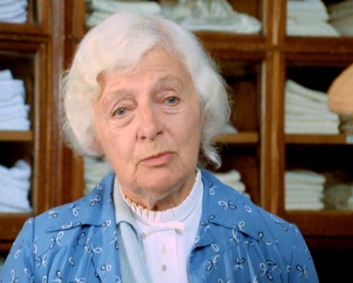 actor Sheila Raynor large photo