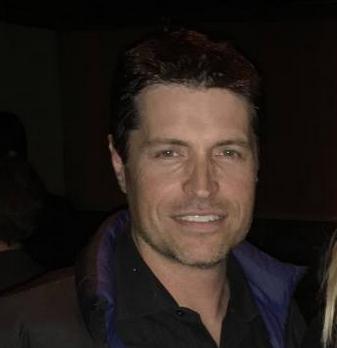 actor Alex Carl large photo