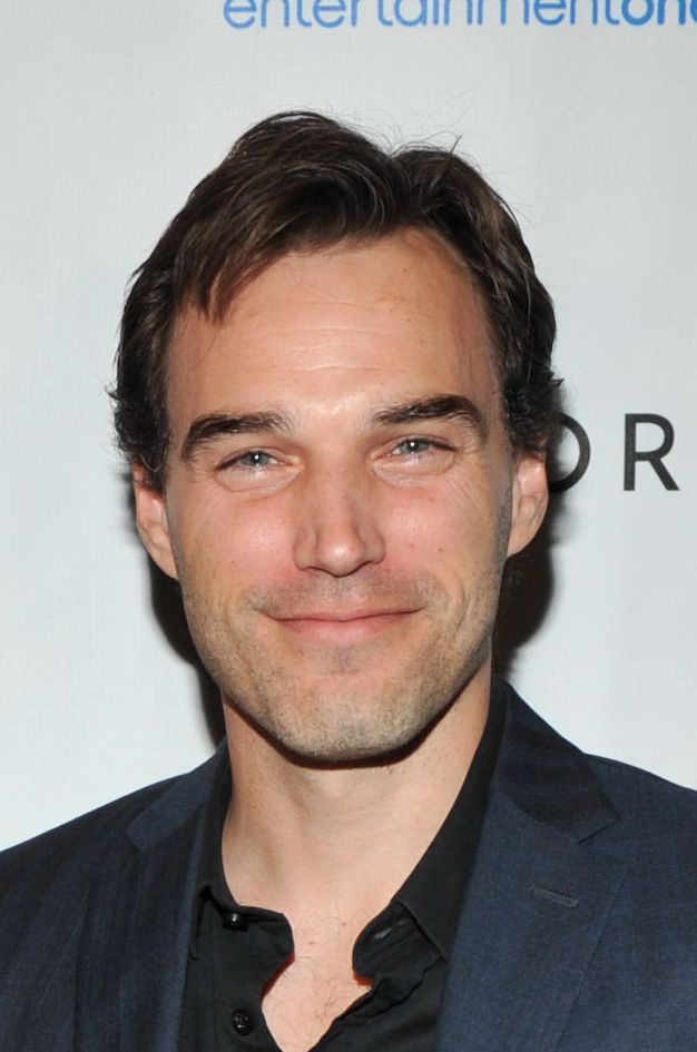 actor Paul Popowich large photo