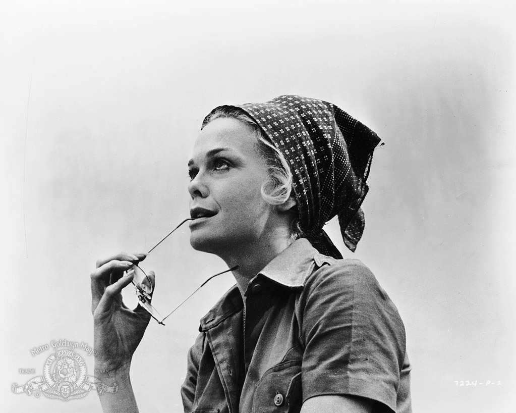 actor Lynn Borden large photo