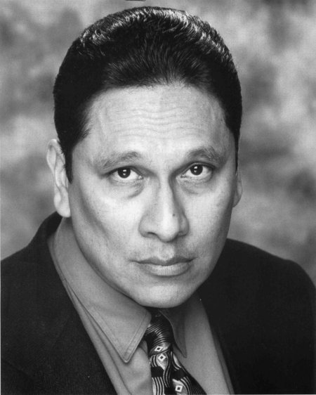actor Peter Vasquez large photo