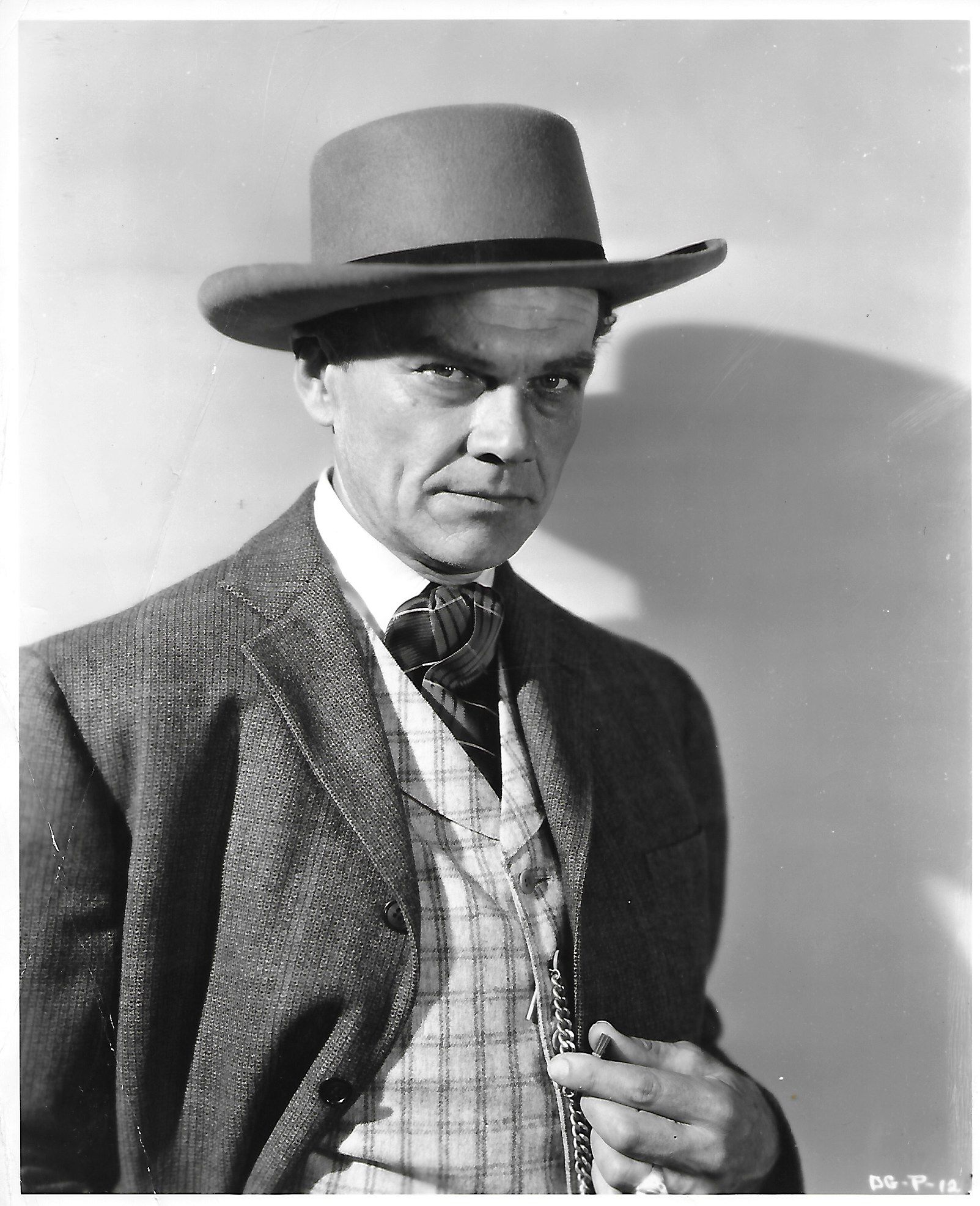 actor Ray Bennett large photo