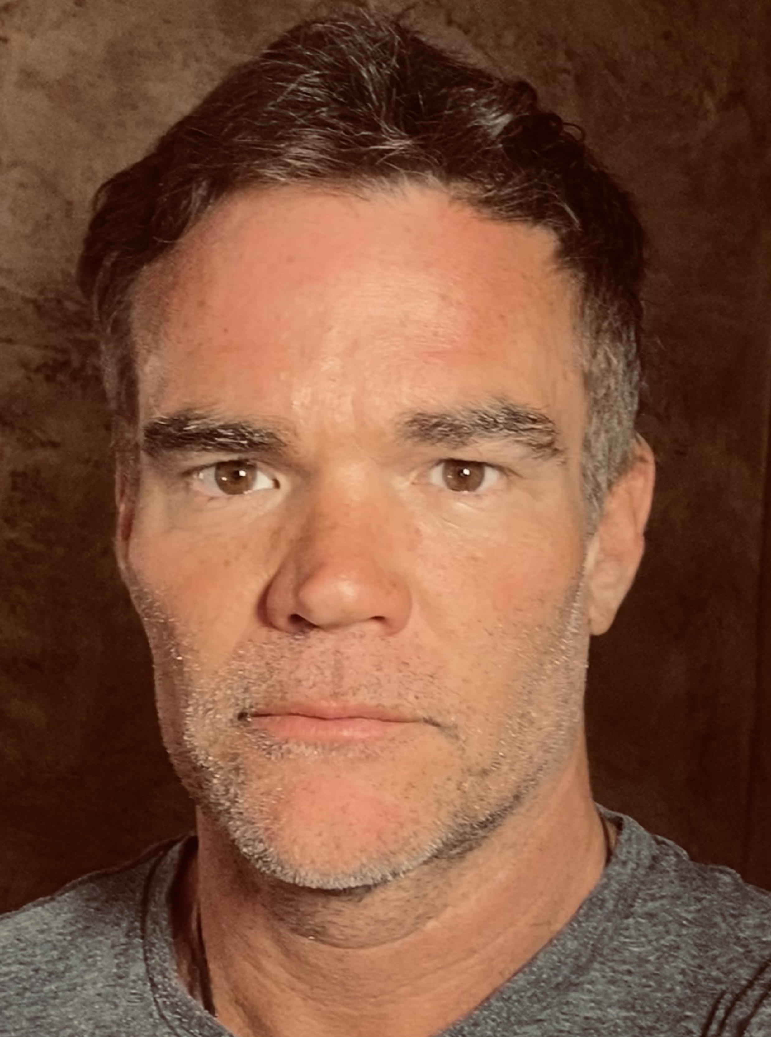 actor Ian Jacklin large photo