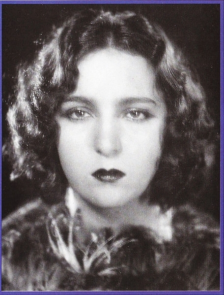 actor Marie Bell large photo