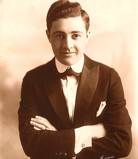 actor Ben Erway large photo