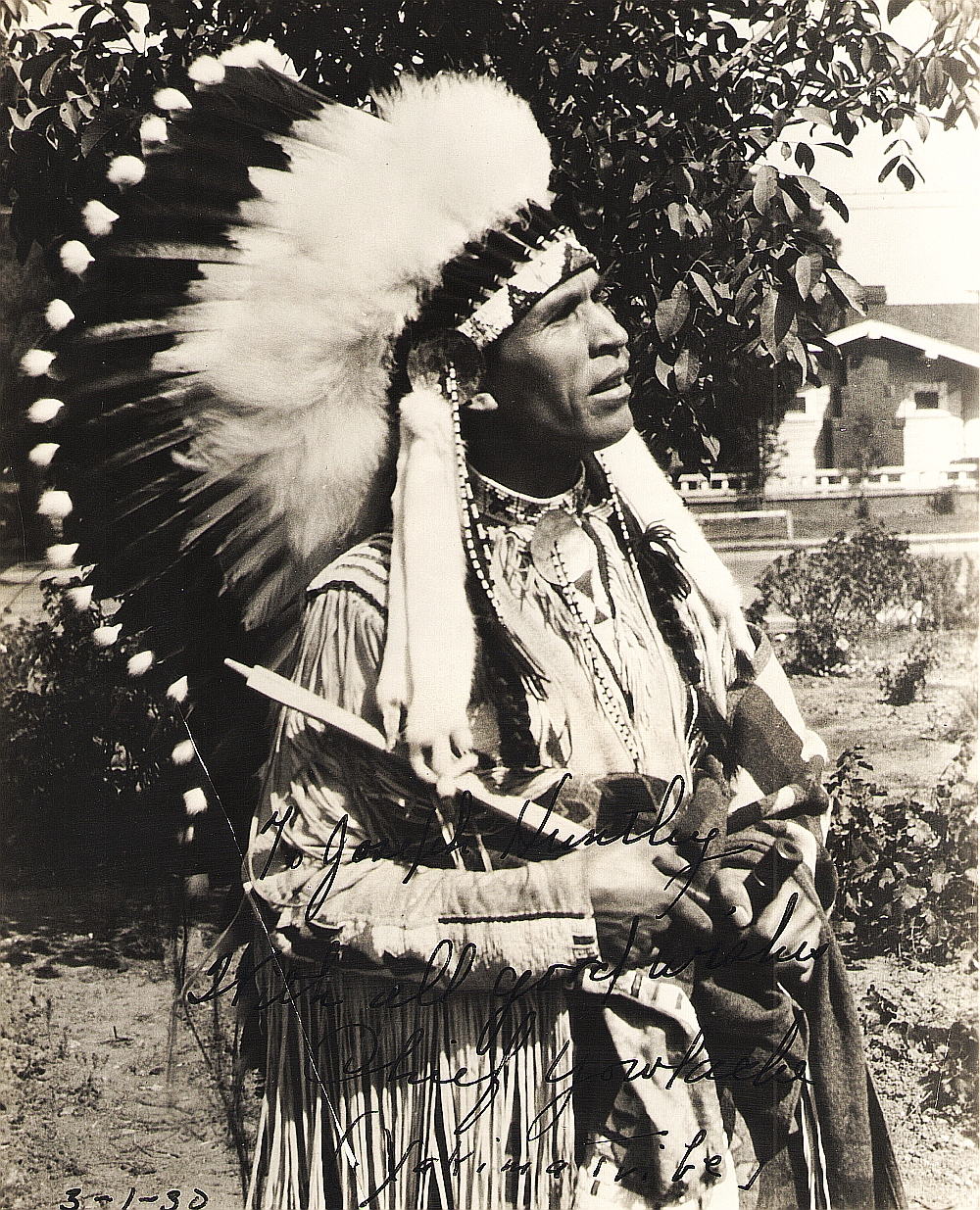actor Chief Yowlachie large photo
