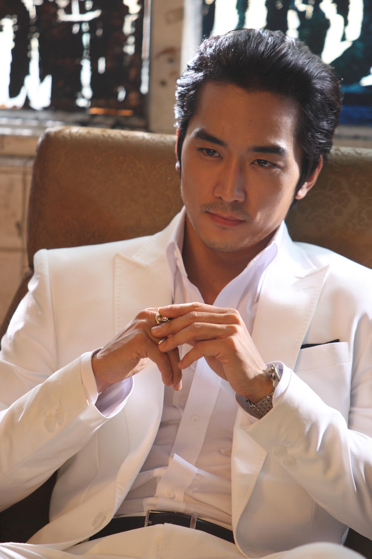 actor Song Seung-heon large photo