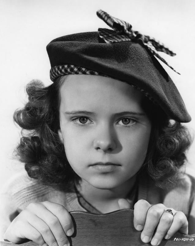 actor Joan Carroll large photo