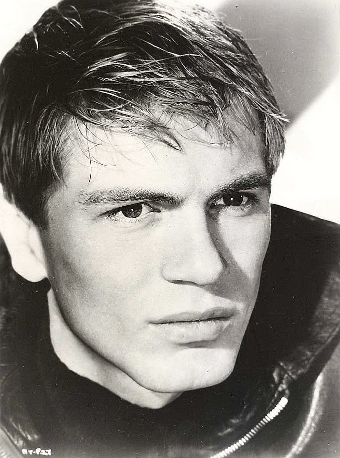 actor Adam Faith large photo
