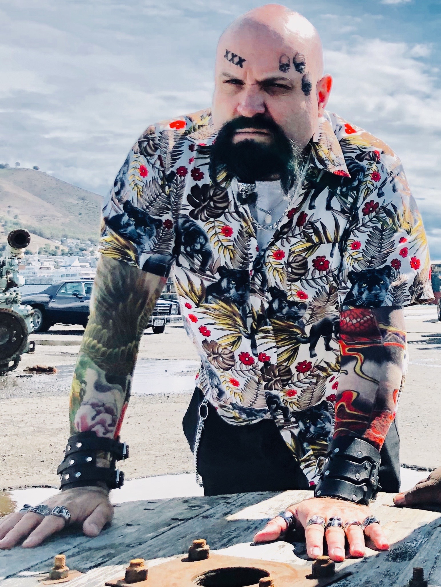 actor Mike Elliott large photo