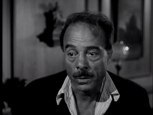 actor Jay Novello large photo