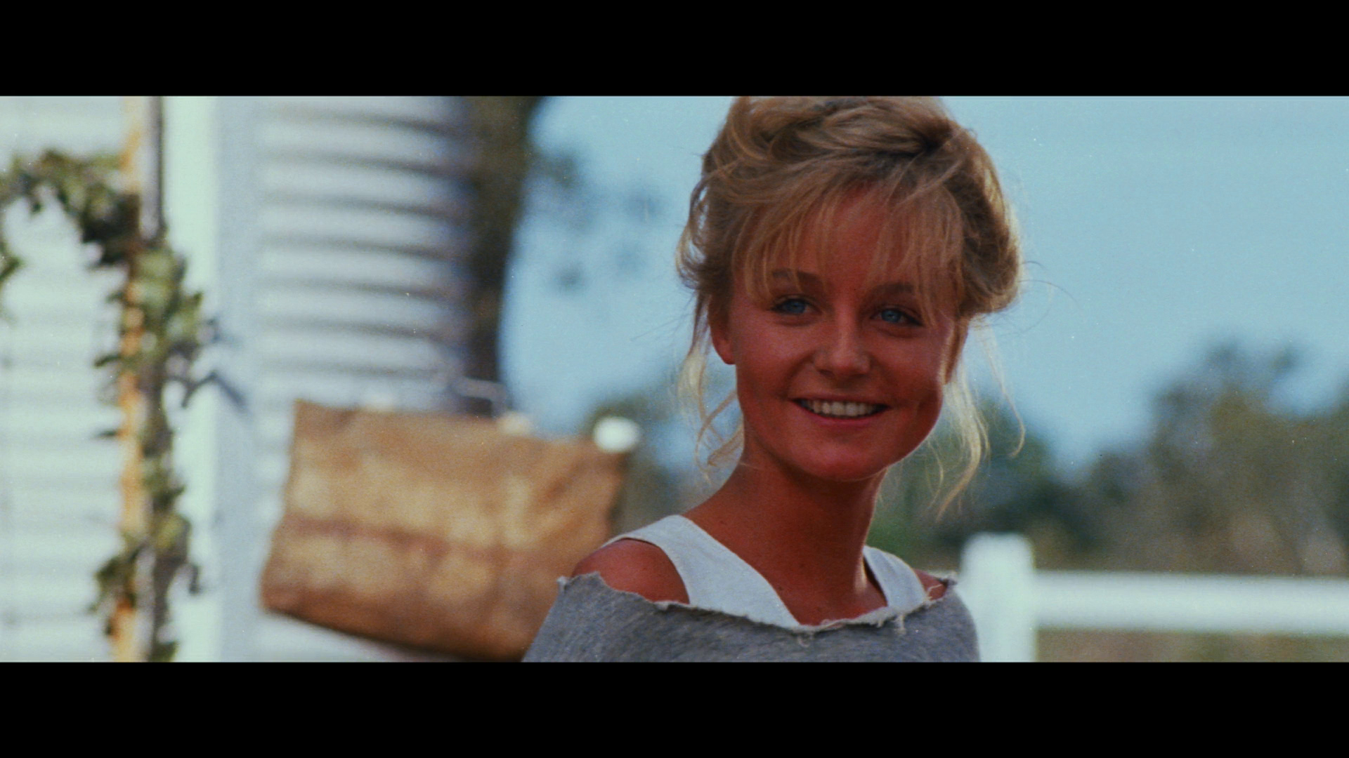 actor Arkie Whiteley large photo