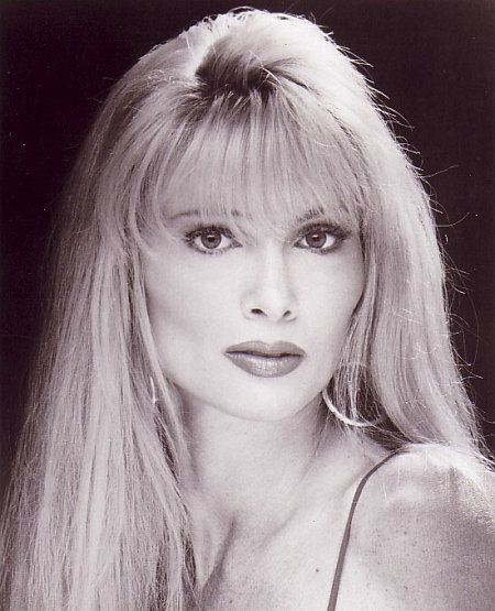 actor Laurene Landon large photo