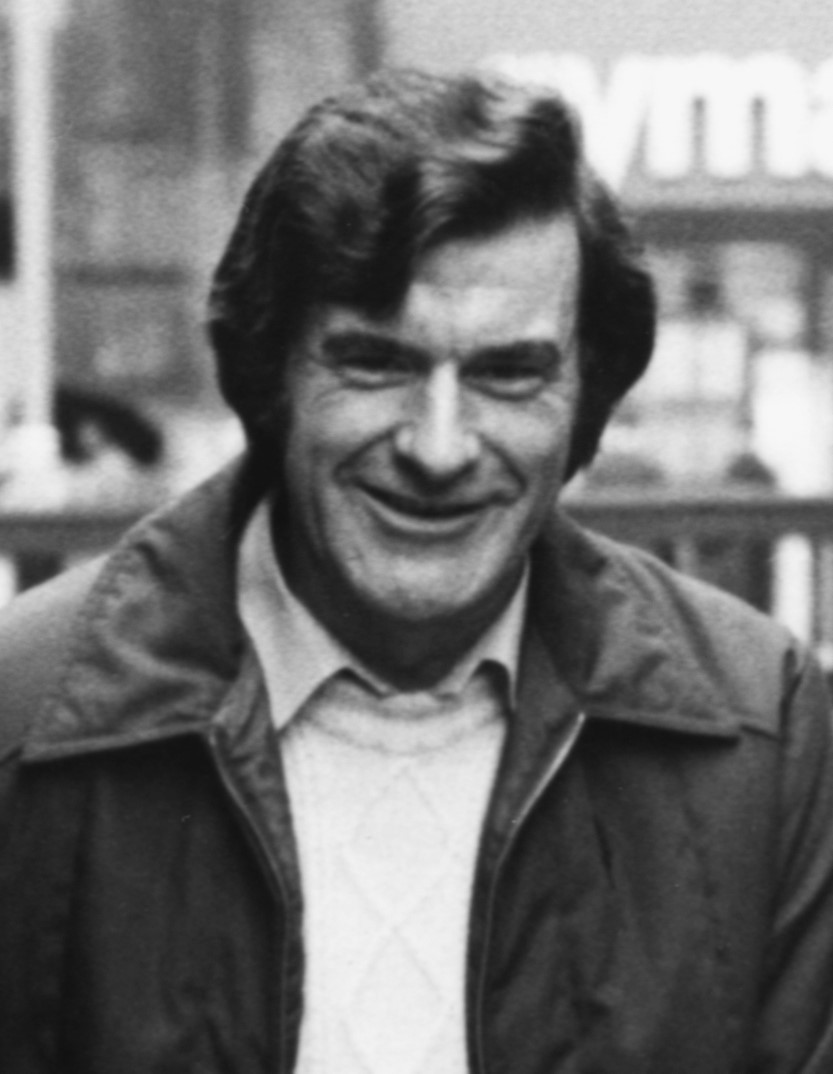 actor Leon Greene large photo