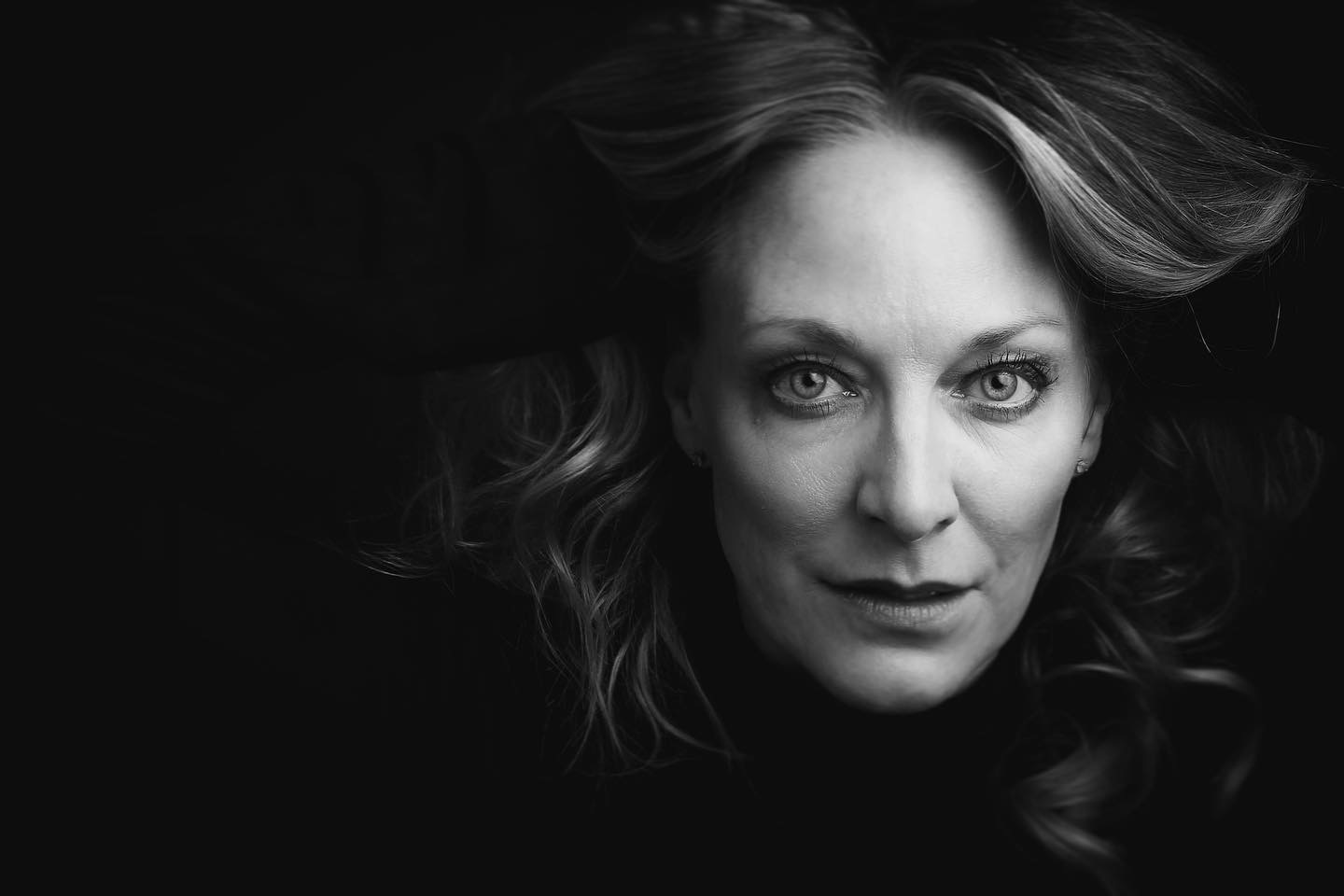 actor Kelly B. Eviston large photo