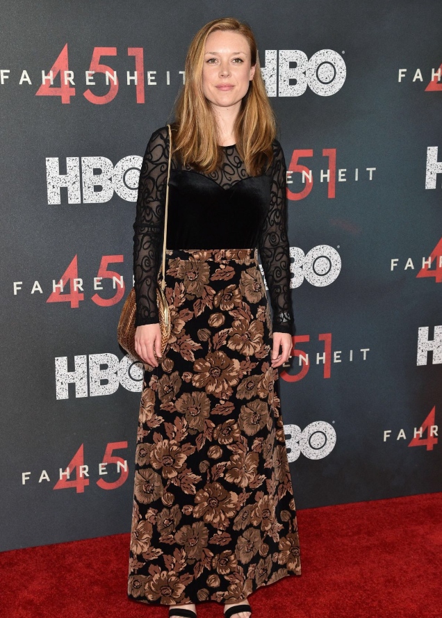 actor Katherine Cullen large photo