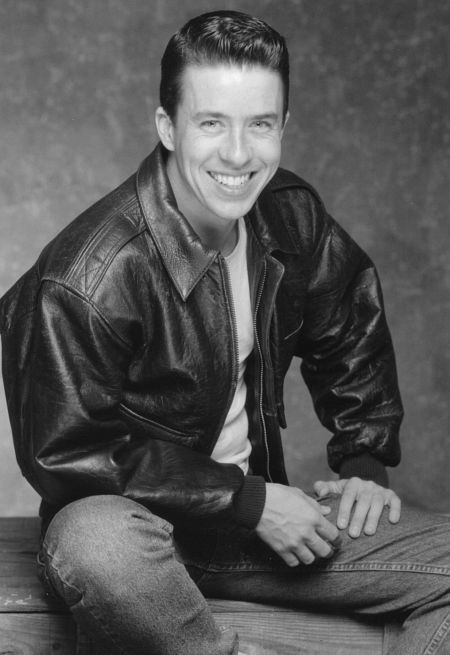 actor Sean Frye large photo