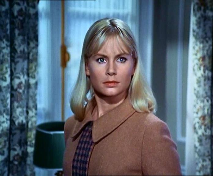 actor Penelope Horner large photo