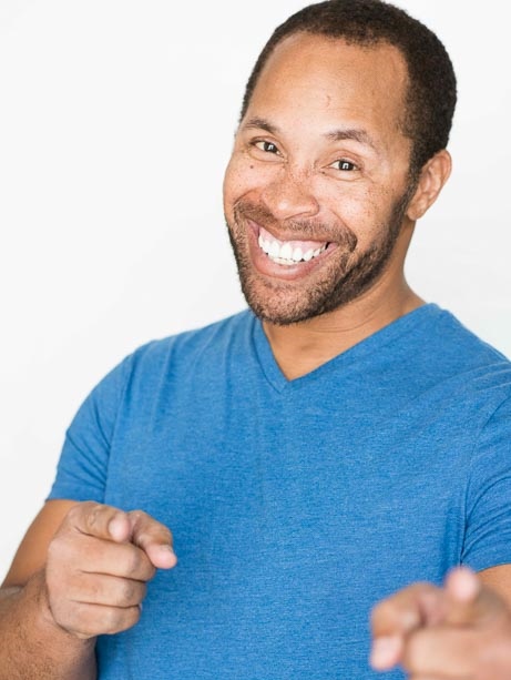 actor Erik Betts large photo