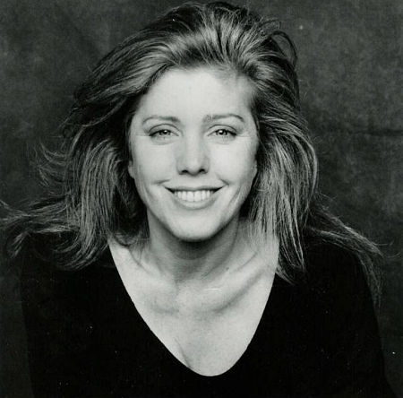 actor Penelope Milford large photo