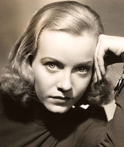 actor Helene Reynolds large photo