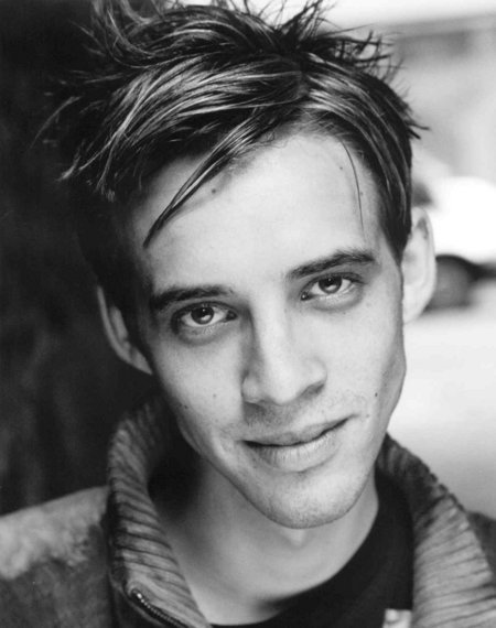 actor Keir Mills large photo