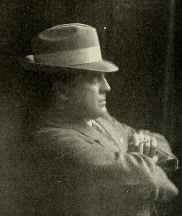 actor Lorimer Johnston large photo