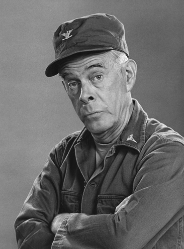 actor Harry Morgan large photo