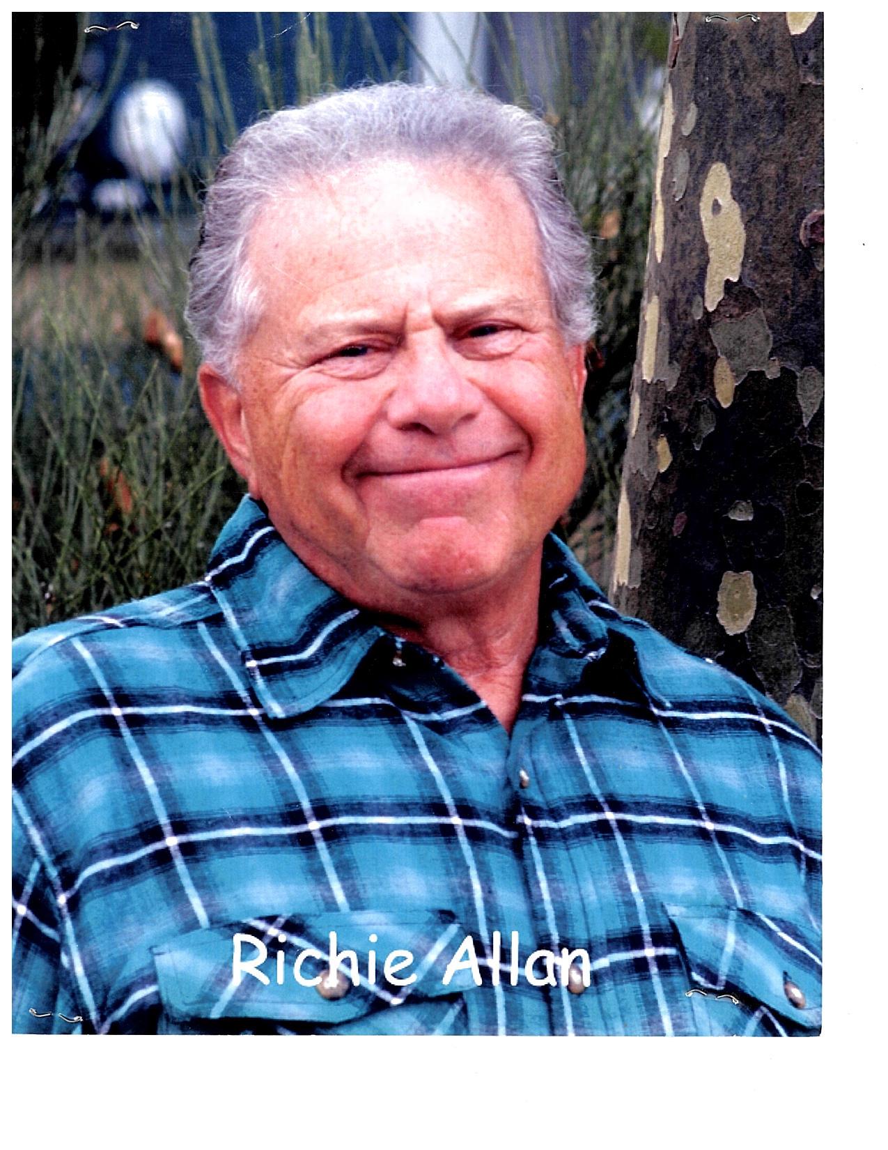 actor Richie Allan large photo
