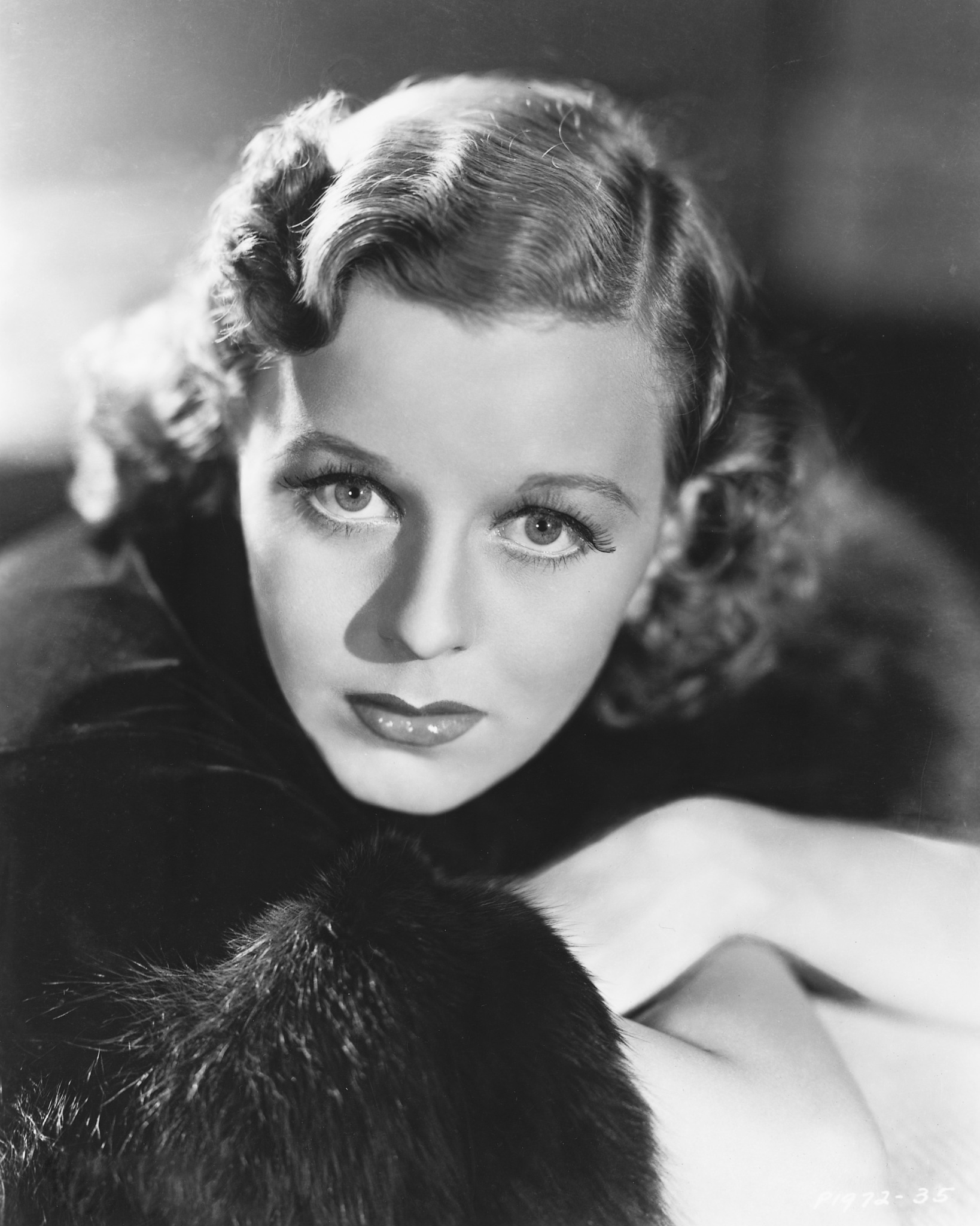 actor Margaret Sullavan large photo