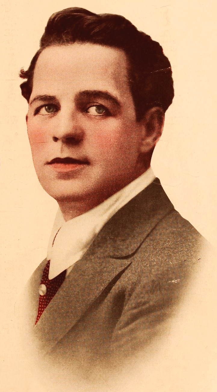 actor Edward Coxen large photo