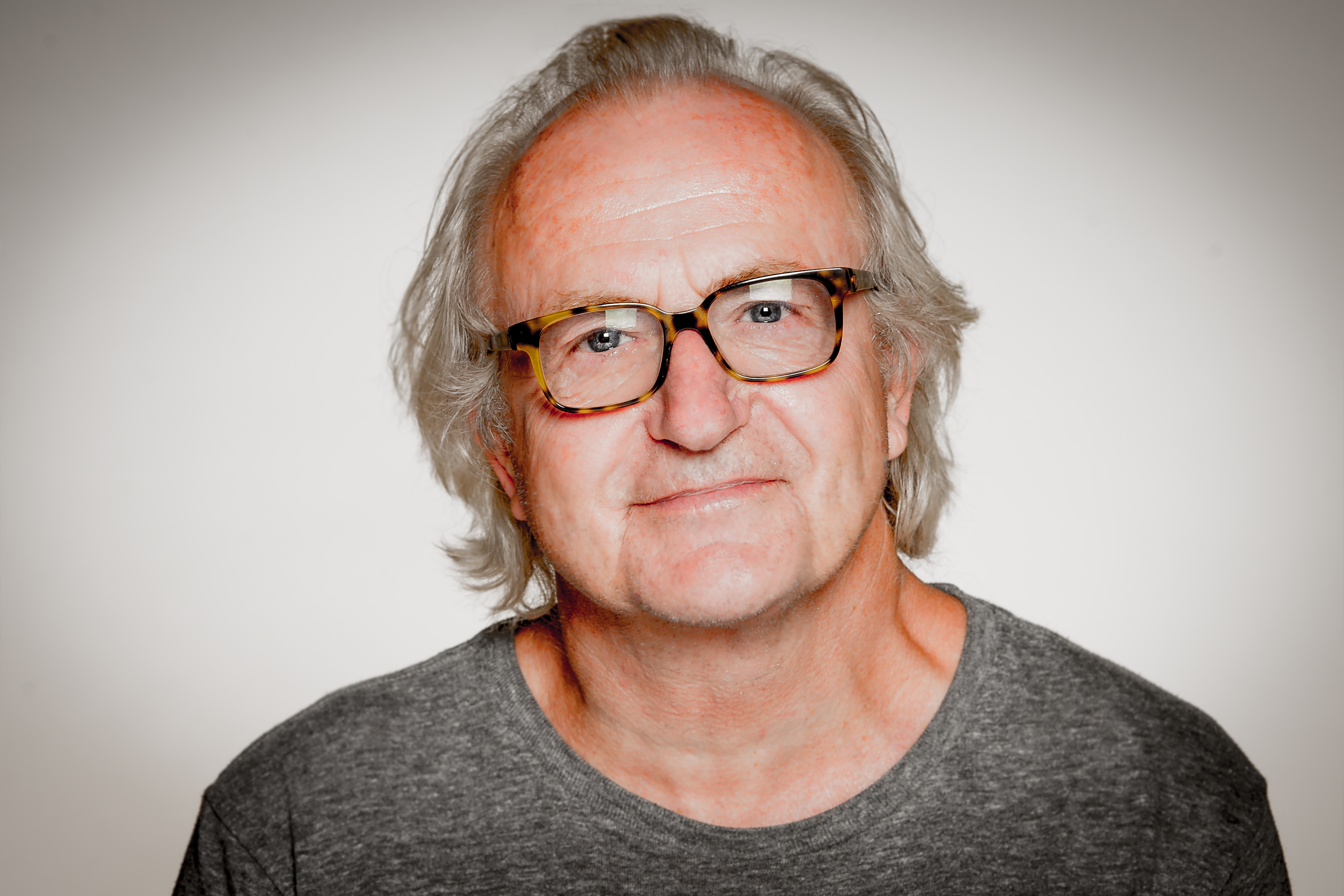 actor Simon Rouse large photo