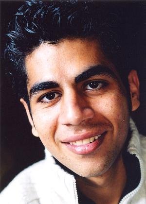 actor Puya Behinaein large photo