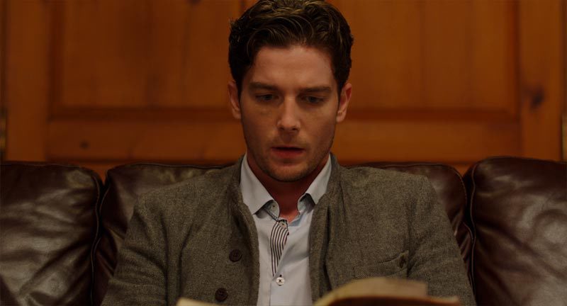 actor Logan Bartholomew large photo