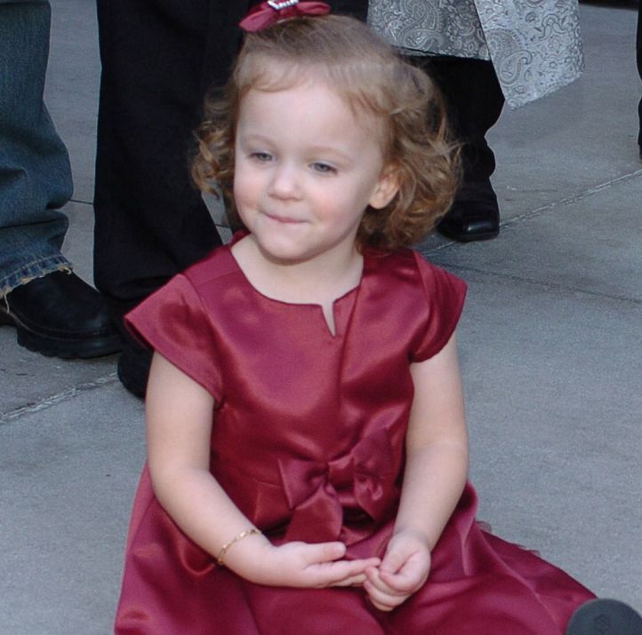 actor Kara Hoffman large photo