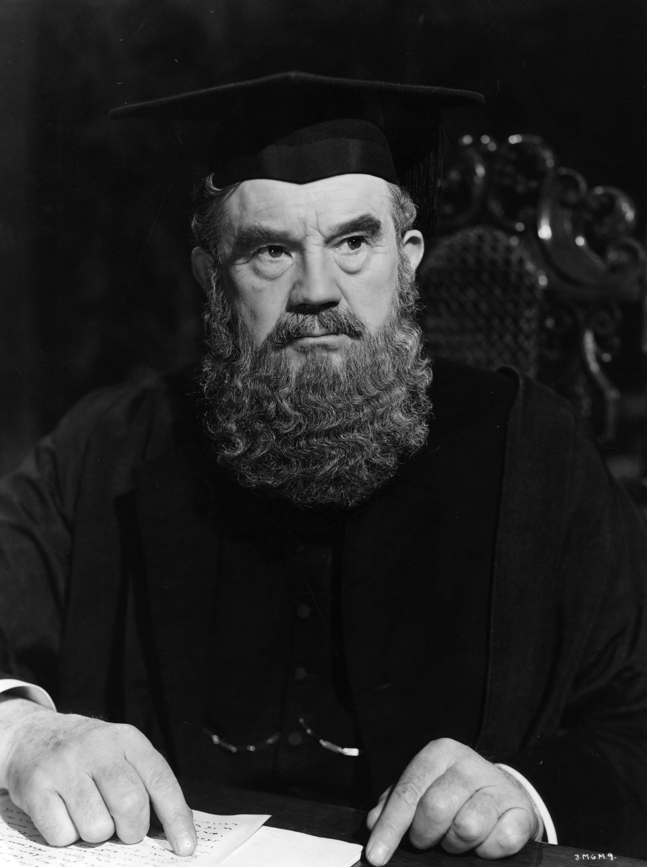 actor Lyn Harding large photo