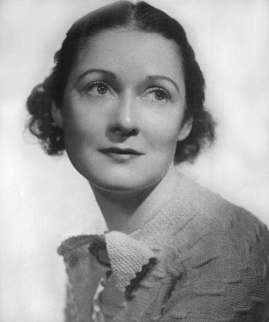 actor Phoebe Foster large photo