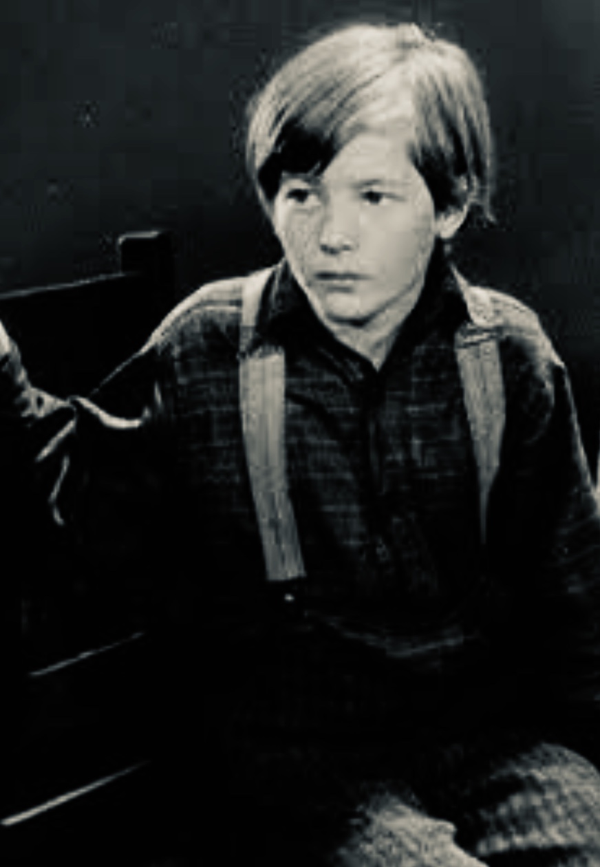 actor Billy Butts large photo