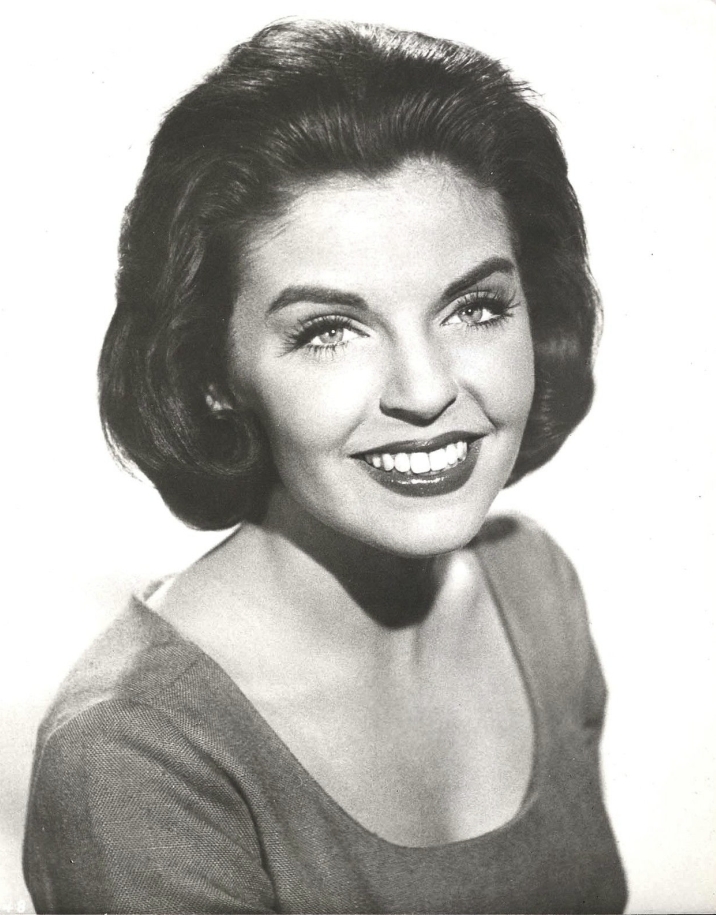 actor Susan Seaforth Hayes large photo
