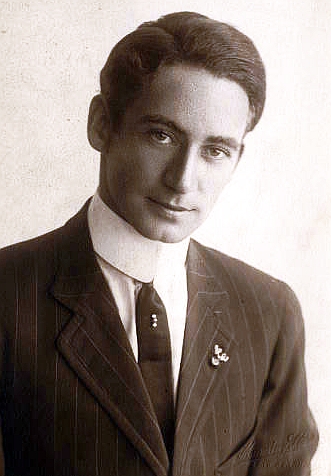 actor Harry Bowen large photo