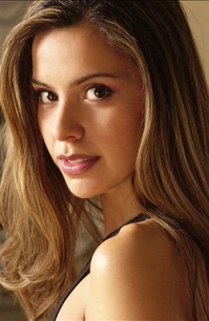 actor Anna Carolina Arias large photo