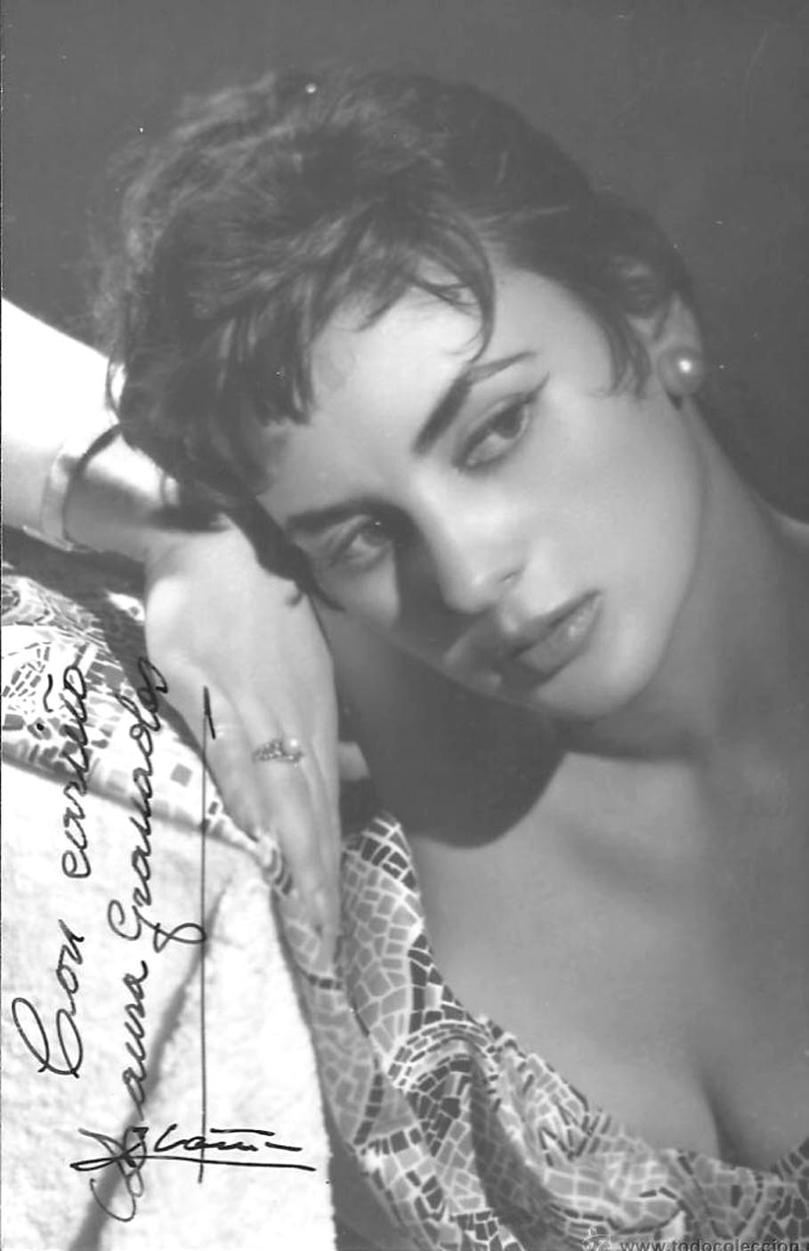 actor Laura Granados large photo