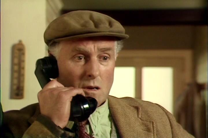 actor Peter Ivatts large photo