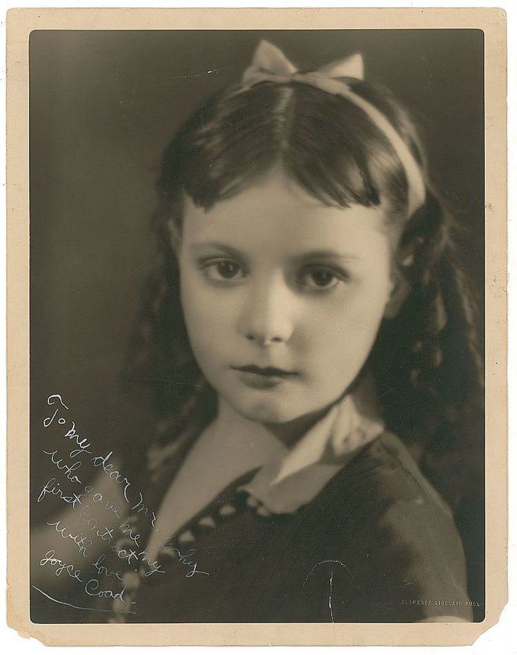 actor Joyce Coad large photo