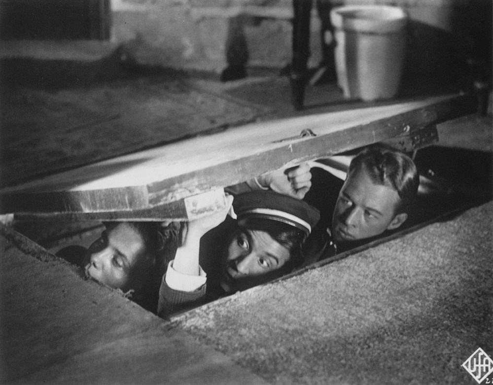 actor Roland Varno large photo