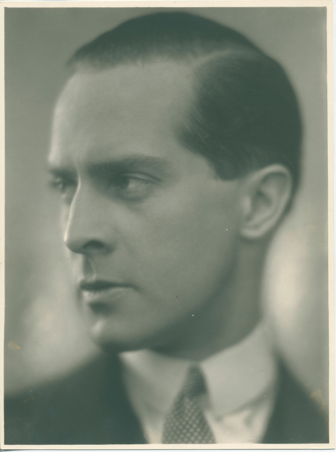 actor Eric Barclay large photo