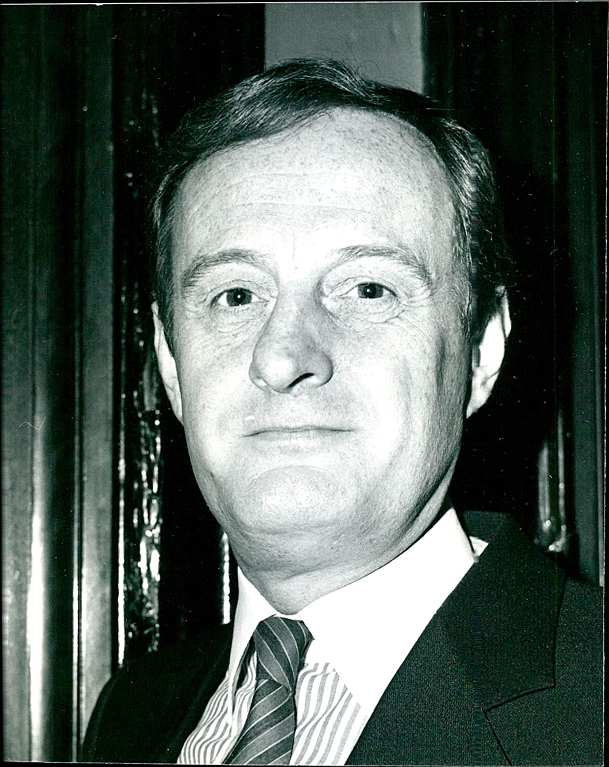 actor Robert McBain large photo