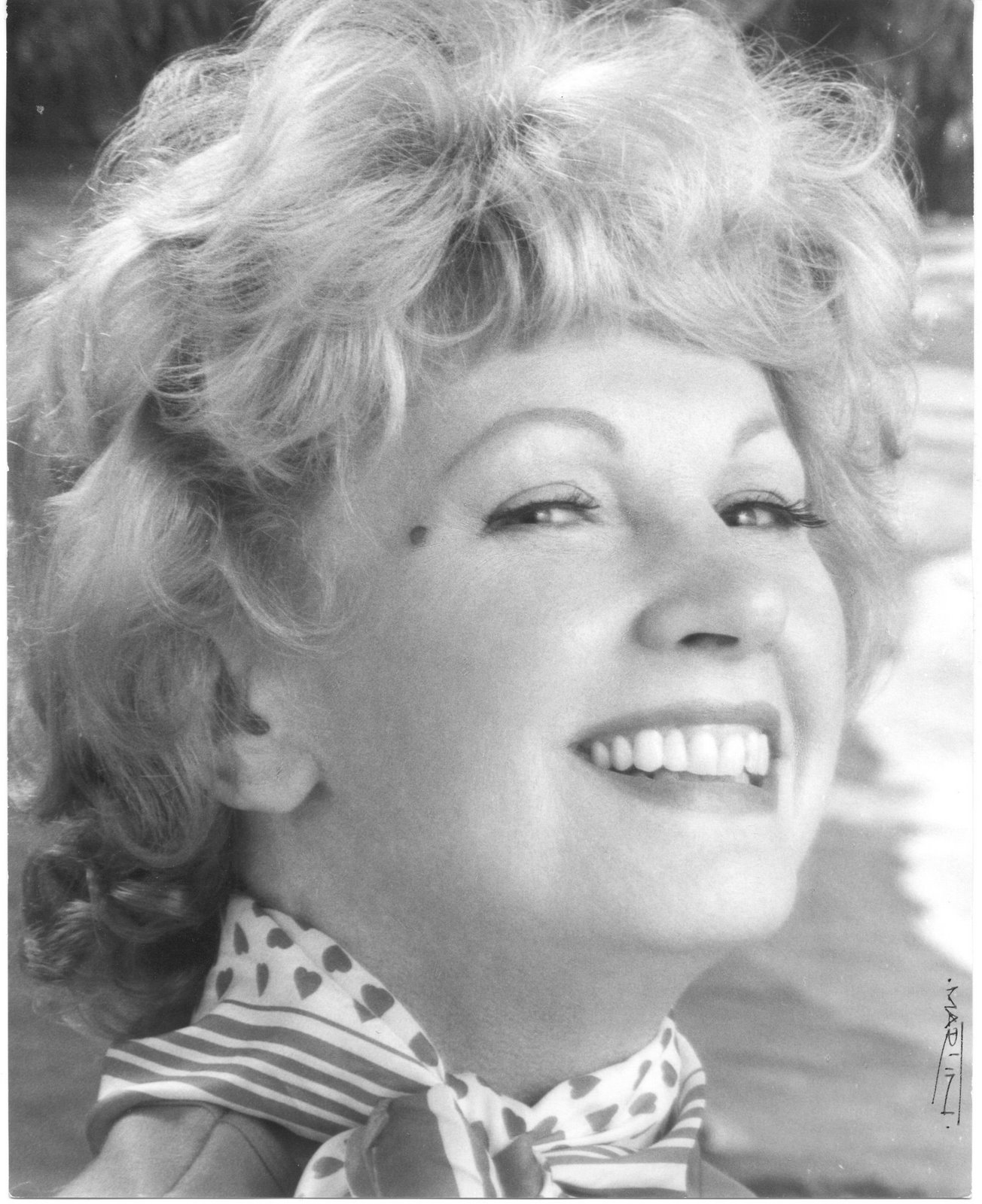 actor Hanna Landy large photo